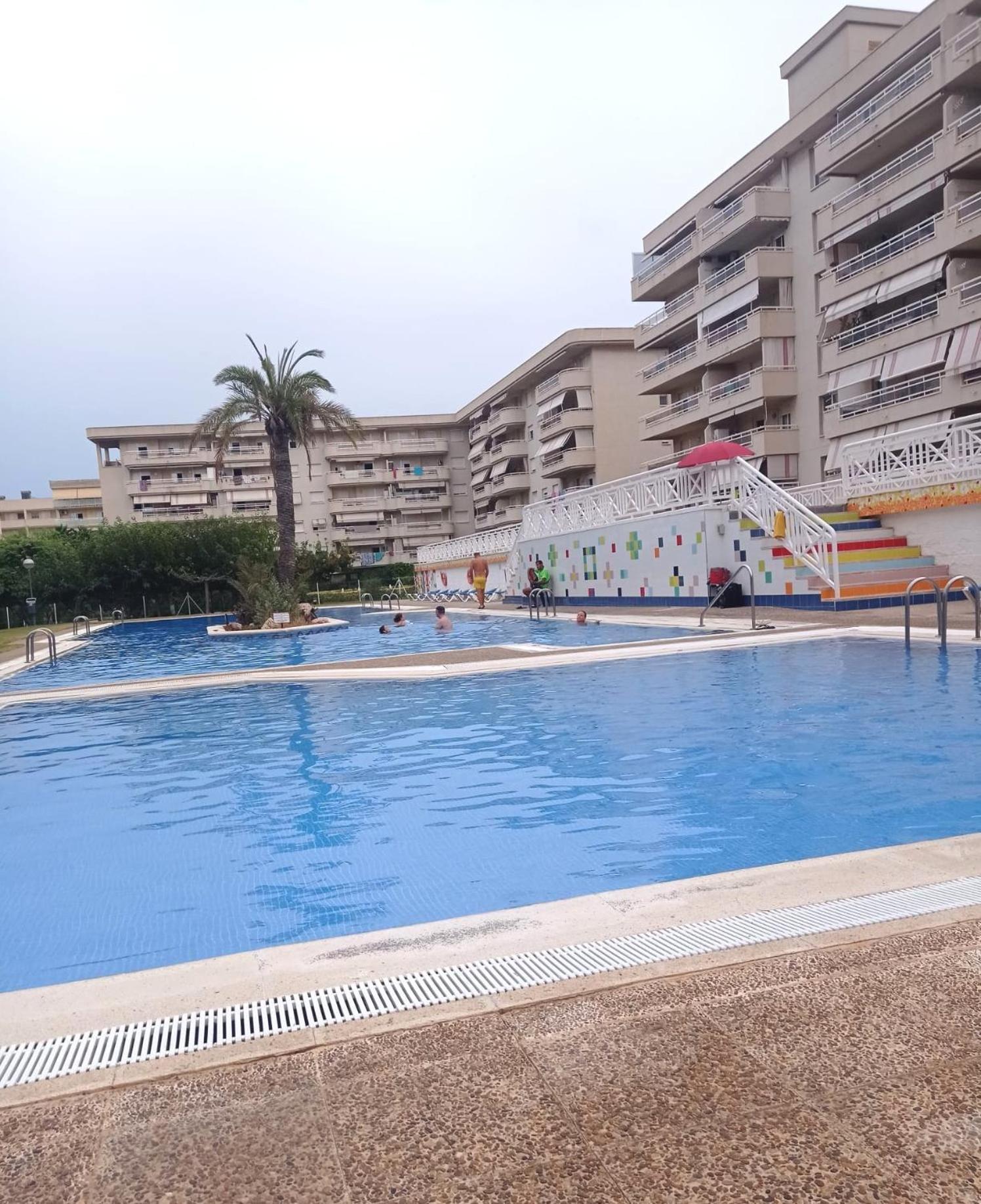 Pina Beach Holidays La Pineda Exterior foto